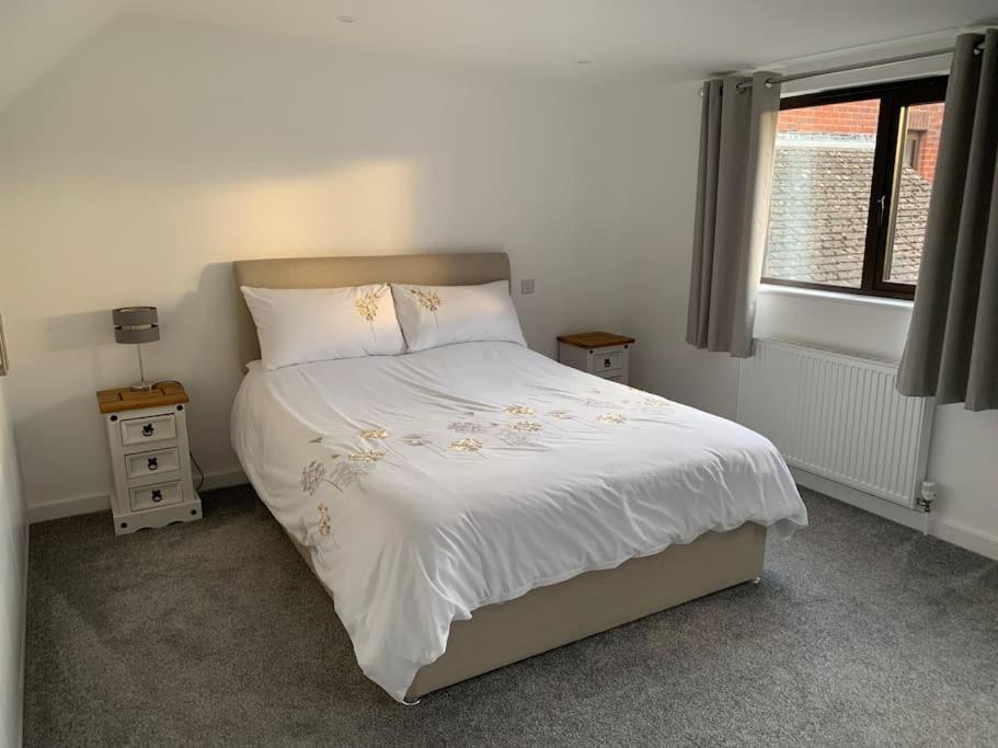1 Bedroom Self Contained Separate Annexe In Exeter Ide Exterior foto